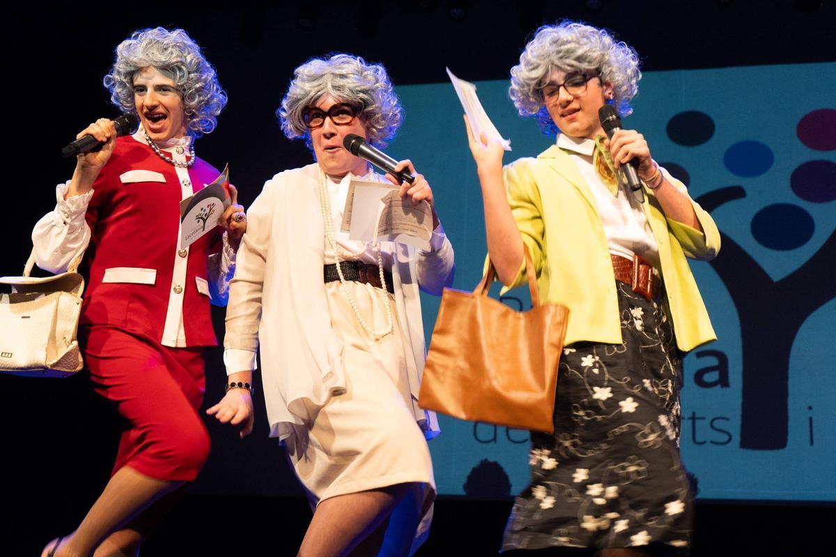 MANRESA . 43 EDICIO PREMIS LACETANIA . TEATRE CONSERVATORI