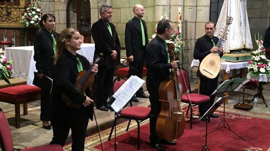 Música clásica entre los muros del Monasterio de Aciveiro