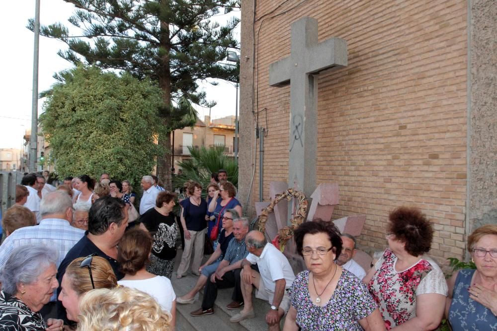 Los aljorreños protestan por la retirada del monum