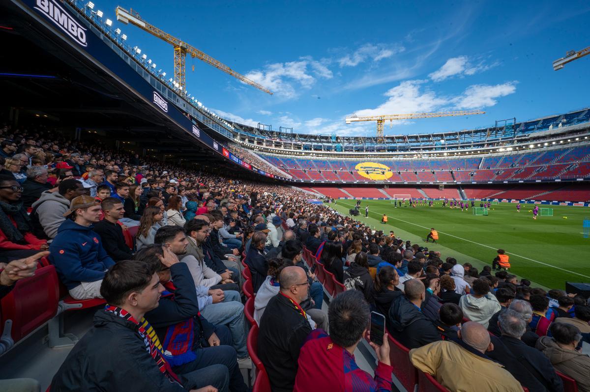 Primer entreno del Barça en el renovado Camp Nou