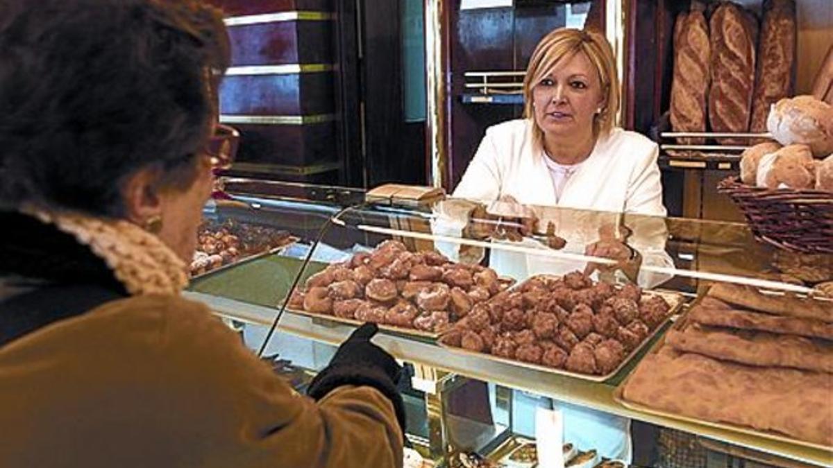 Con un puntito de anís Tiempo de buñuelos Dulces recién hechos Creatividad artesanal Del obrador a la cafetería Vuelta a los orígenes Clásicos y rellenos_MEDIA_1