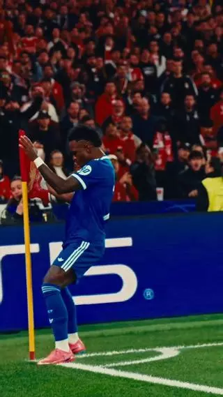 Vinicius lanza un nuevo mensaje con una canción: "Los negros en su debido lugar"