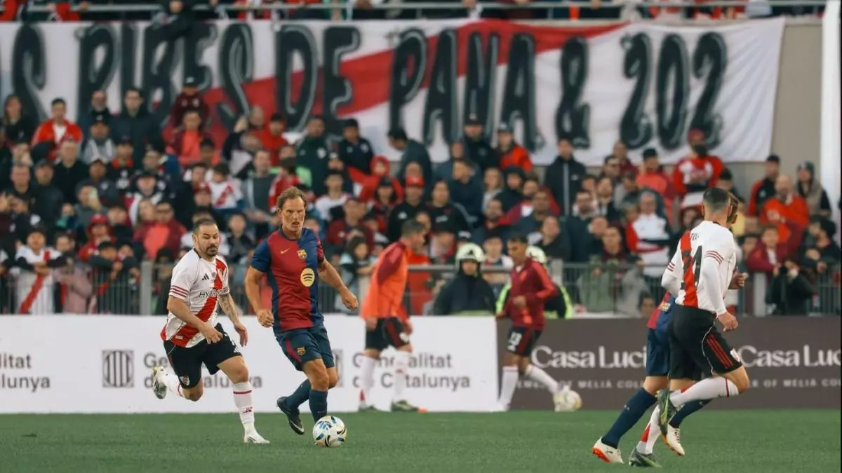 Los Barça Legends caen frente a River Plate en Argentina (2-0)