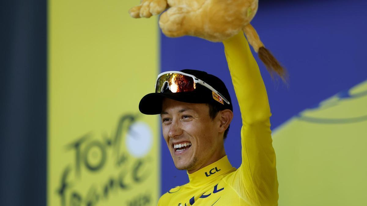 El nuevo líder del Tour, Traeen, de amarillo