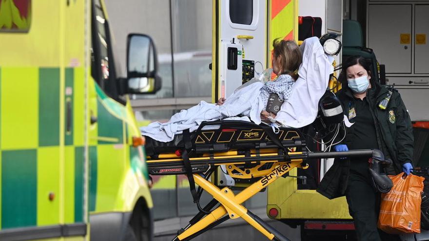 Una ambulancia de un hospital de Londres.