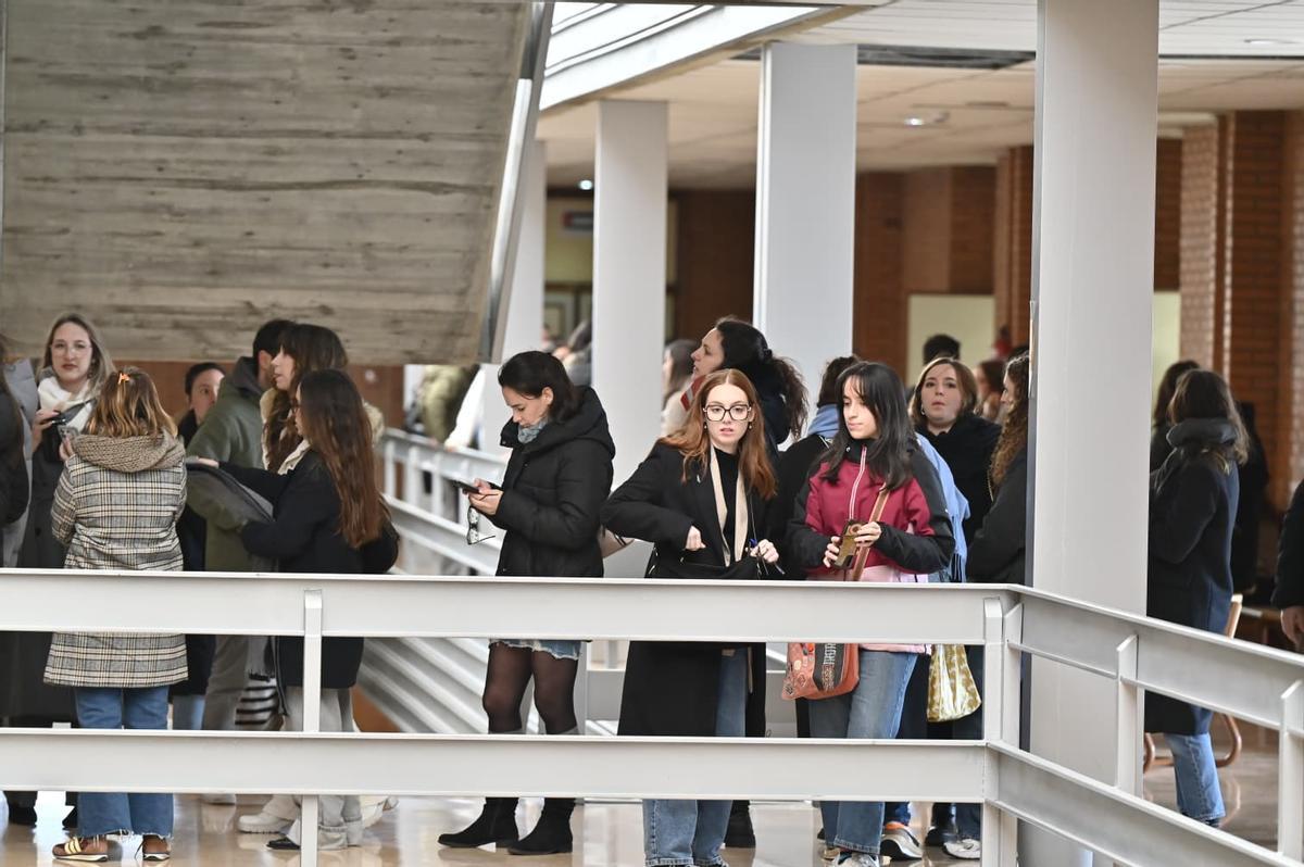 En imágenes I Oposiciones de Enfermería en Aragón