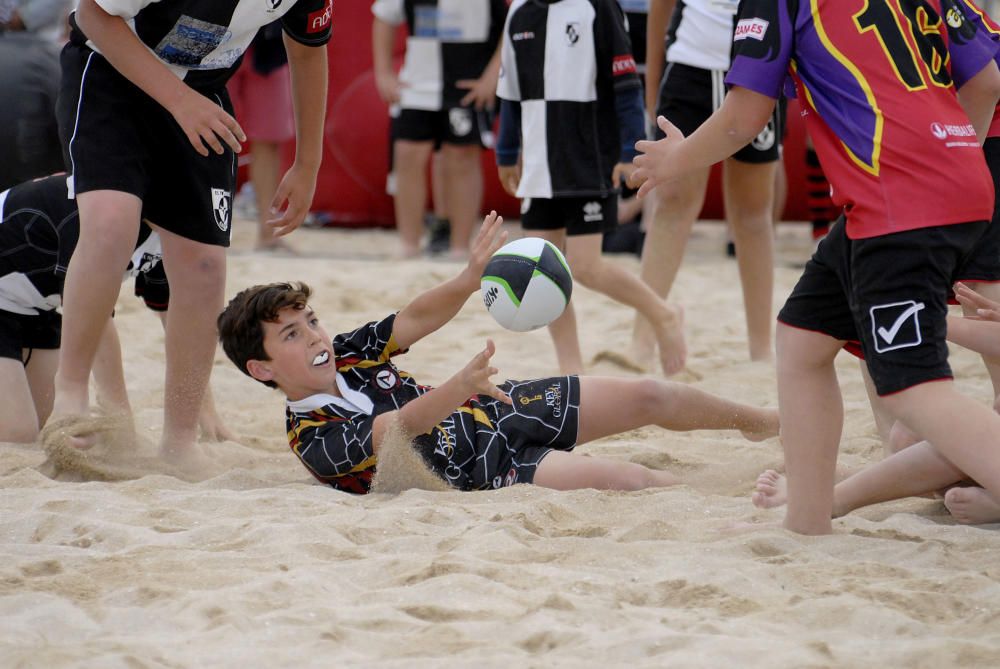 Viel Körperkontakt beim Palma Beach Rugby