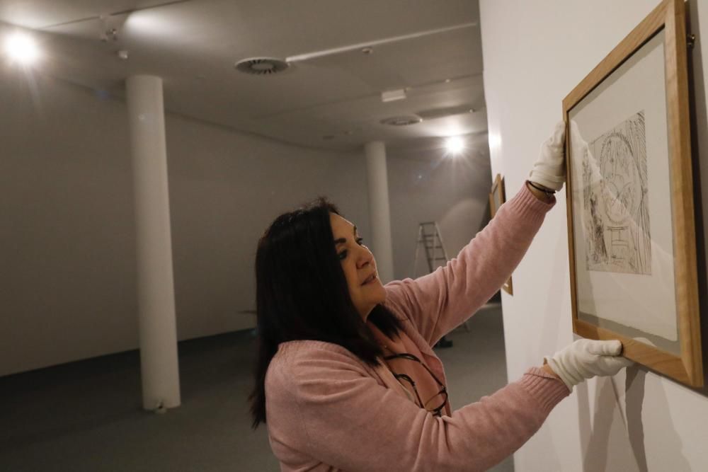 Preparativos de la exposición de Picasso en Avilés.