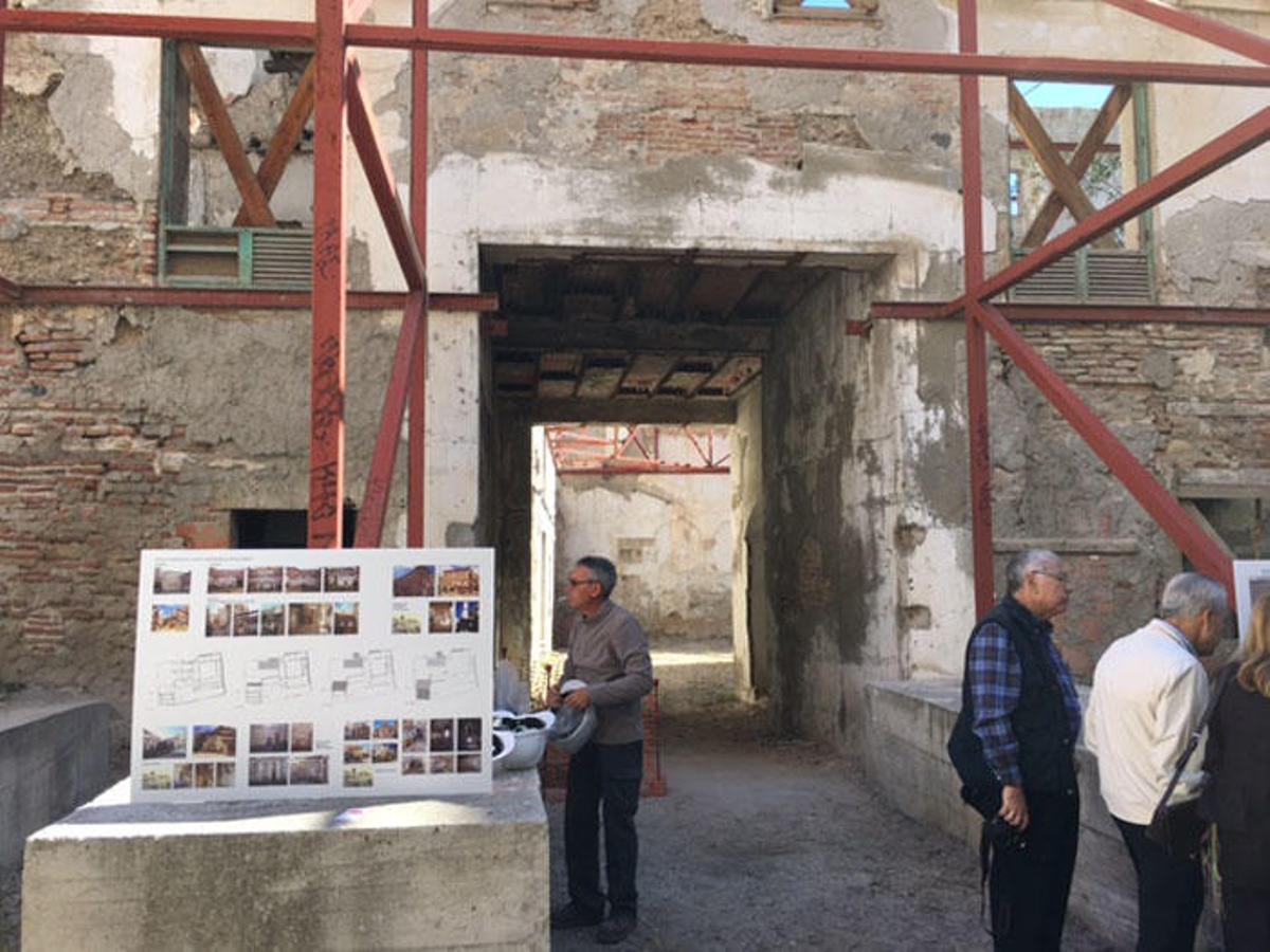 Esta actuación, que tendrá una duración de un año, permitirá habilitar una sede para la Fundación del Carnaval y la Asociación Torrijos