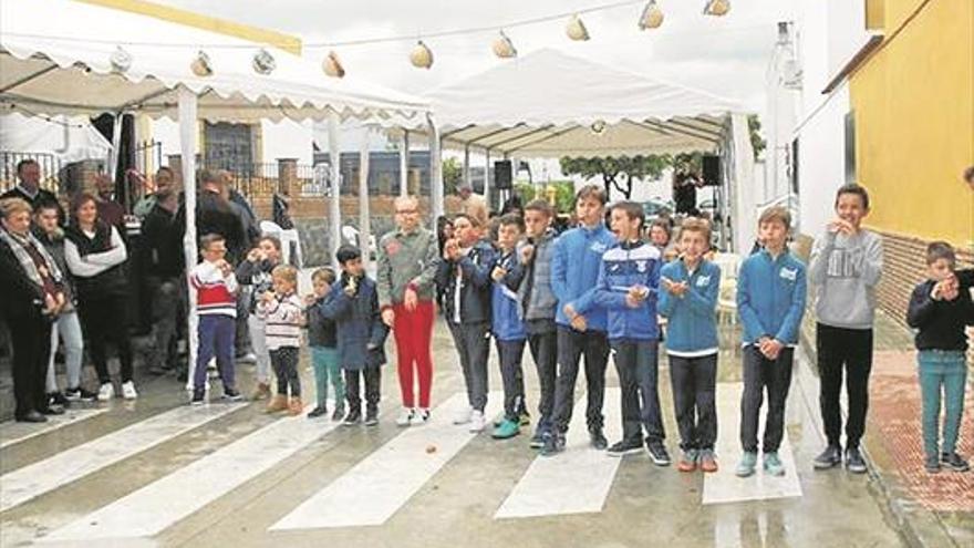 Animada y participativa celebración en la barriada de San José de Villafranca