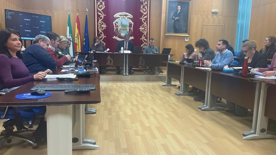 El Pleno de Puente Genil acuerda construir el nuevo campo de fútbol en Miragenil con un presupuesto de 1,5 millones