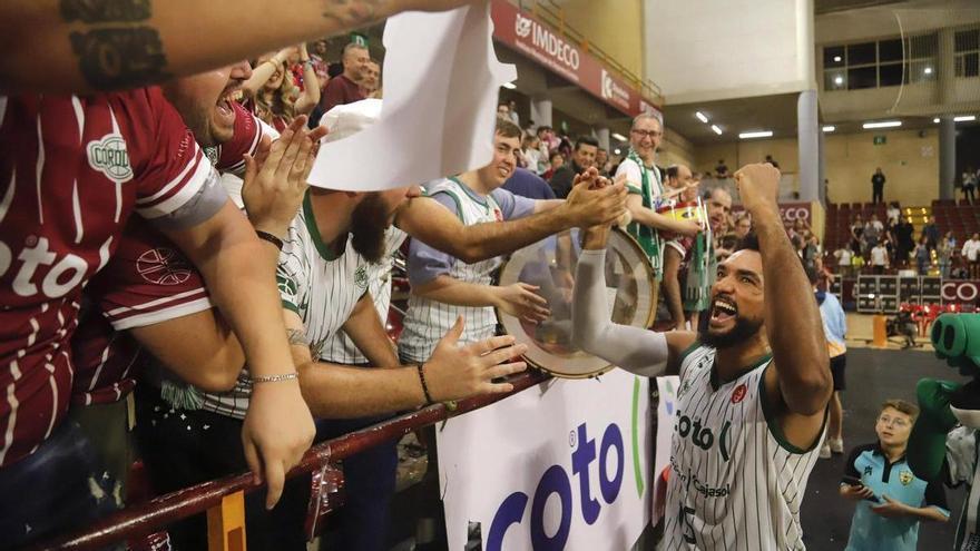 El Coto celebra su ascenso virtual a la Primera FEB
