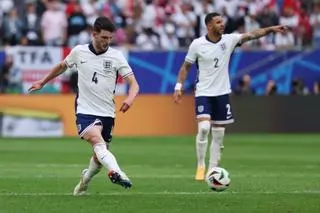 Inglaterra se salva esta vez en los penaltis