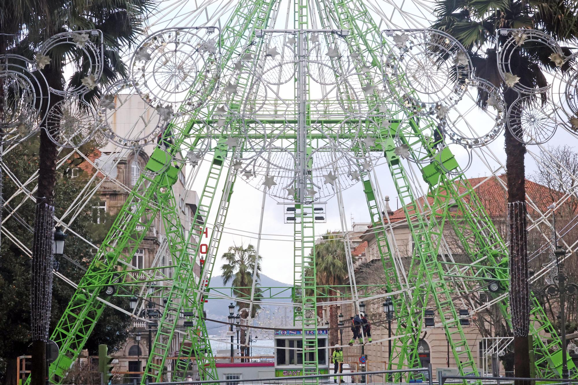 El gran símbolo de la Navidad de Vigo inicia su desaparición