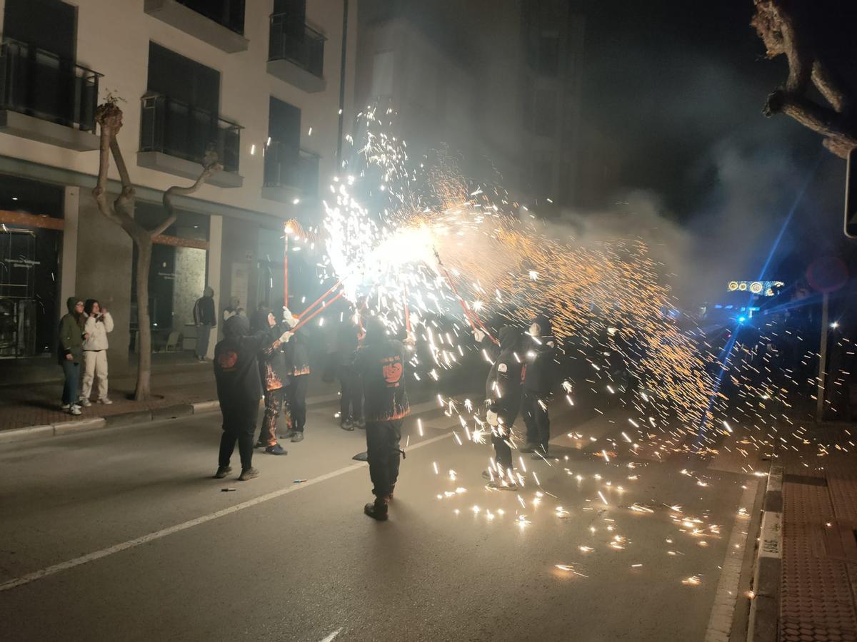 Otra foto del correfoc.