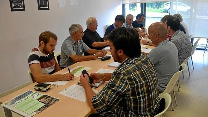 Reunió dels alcaldes dels municipis afectats després de la consulta