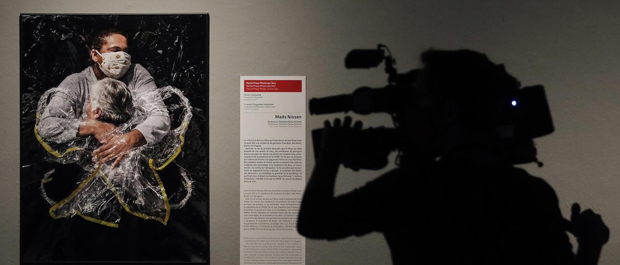 La exposición ’World Press Photo 2021’ llega al CCCB de Barcelona.