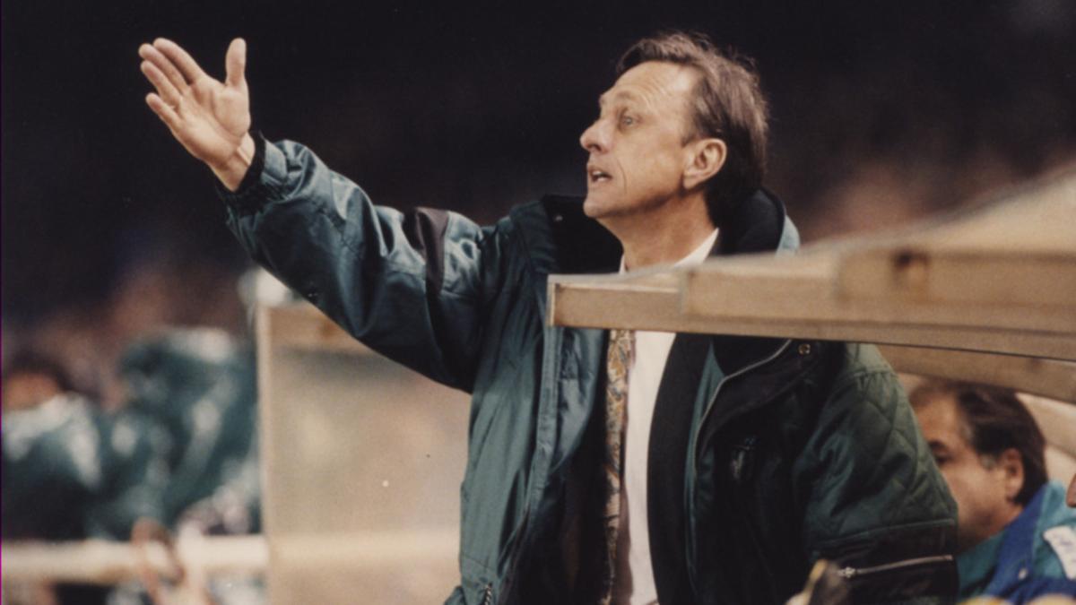 Cruyff permaneció ocho temporadas en el banquillo del Barça, pero su trascendencia es eterna