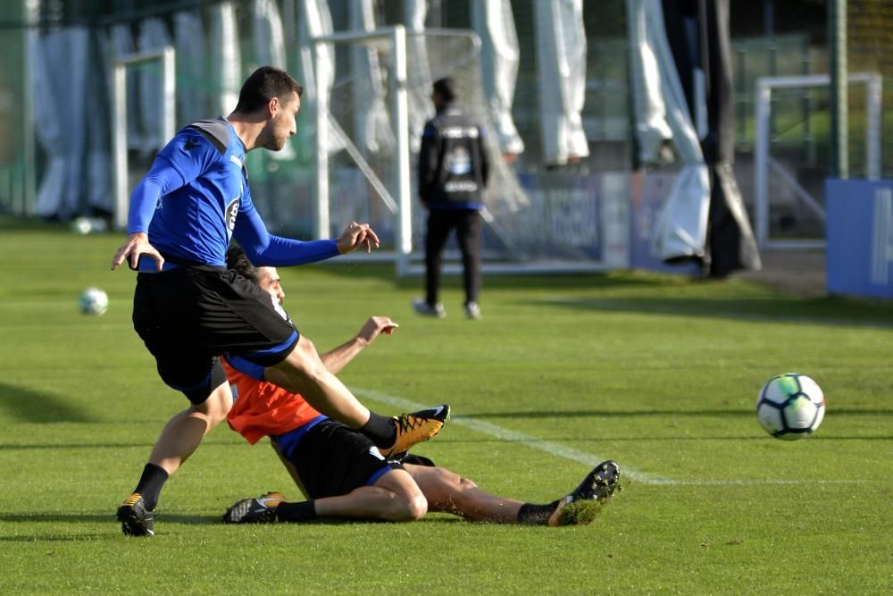 Pepe Mel recuperará para el partido ante el Girona a Pedro Mosquera, que ha recibido hoy el alta médica.