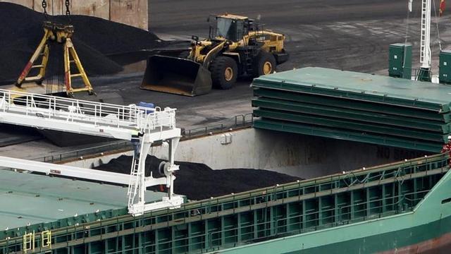 El barco "Arklow Valour" en el que falleció José Antonio Sesmillo.