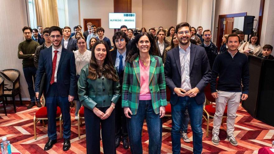 El PPdeG acusa a BNG y PSdeG de «adoctrinar» desde un debate entre miembros de NNGG sobre ideas políticas en escuelas