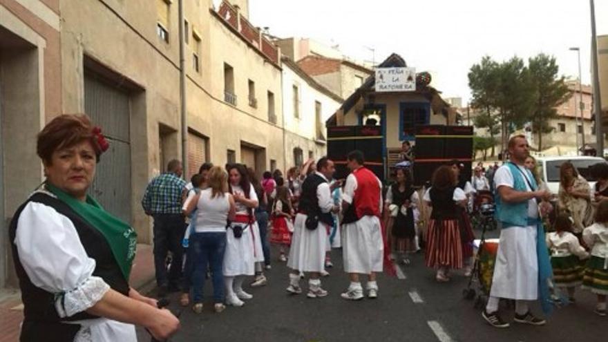 Desfile de carrozas en Pliego