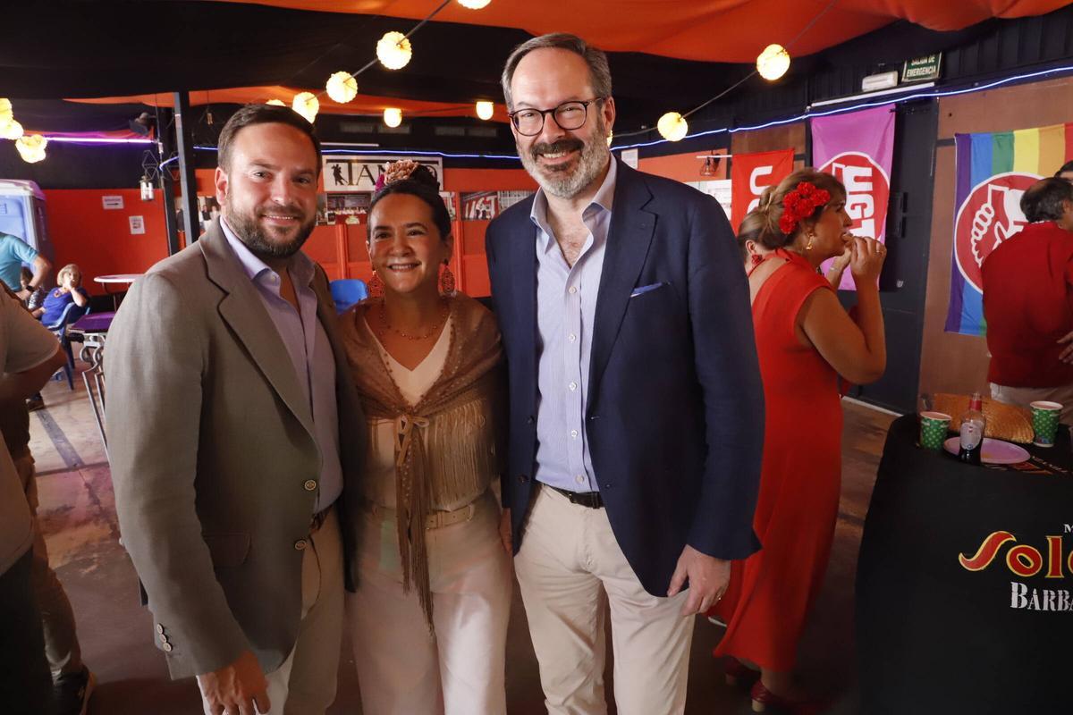 Las recepciones llenan de ambiente el martes de Feria de Córdoba