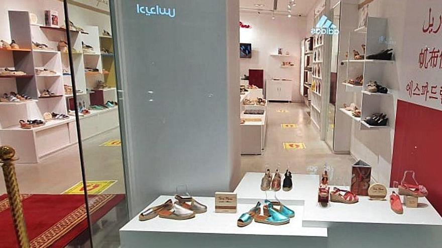 La firma de calçat Toni Pons obre la seva quarta botiga a l&#039;Aràbia Saudita