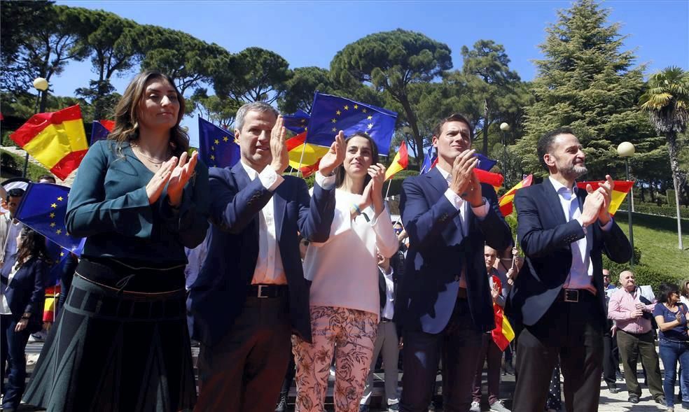 Albert Rivera de precampaña en Zaragoza