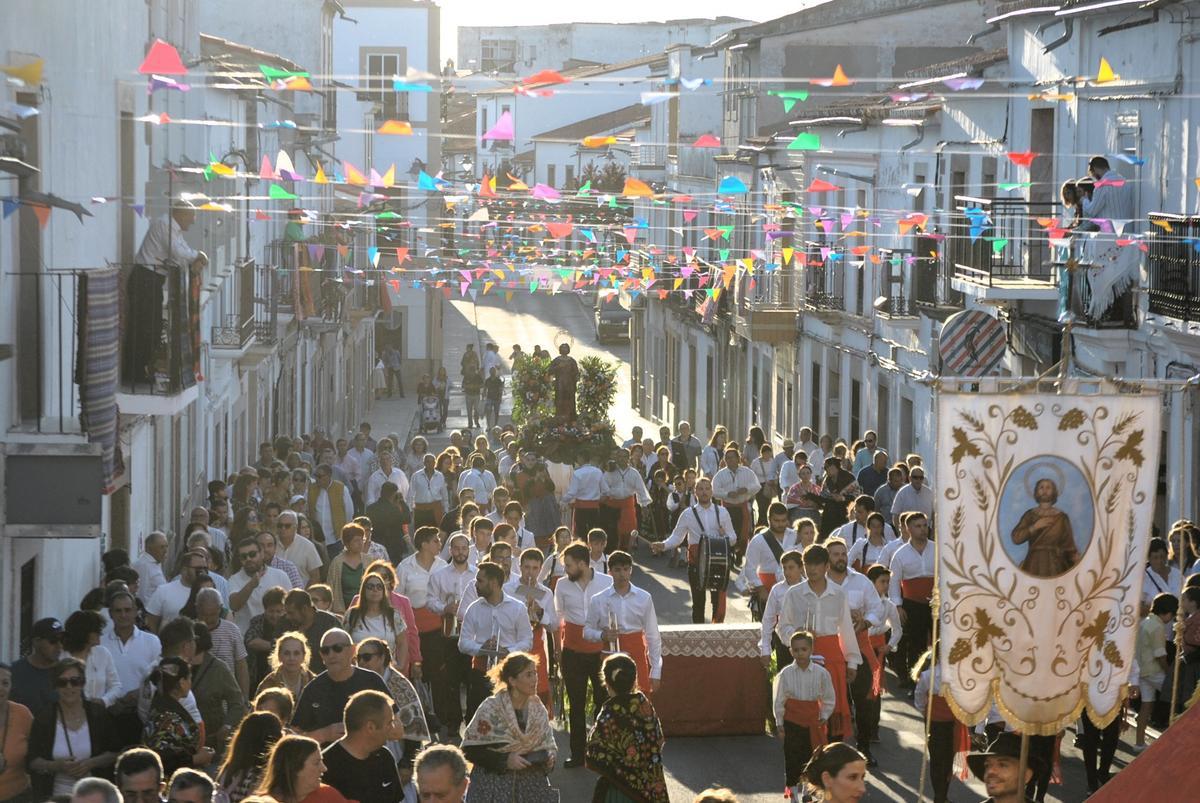 Procesión de San Isidro en Malpartida de Cáceres.