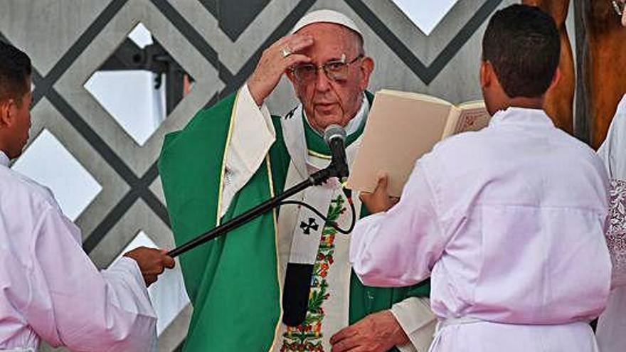 El Papa defensa que cal «fer neteja» al Vaticà