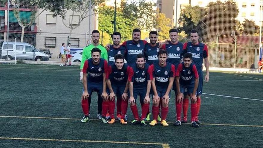 El Altura apuesta por recuperar la ilusión por el fútbol en el pueblo LOS JUGADORES ‘ROJILLOS’ SIENTEN EL ESCUDO