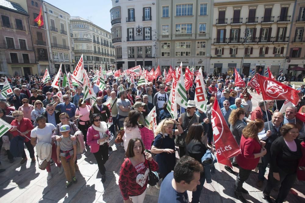 Los jubilados malagueños se concentran para defender las pensiones