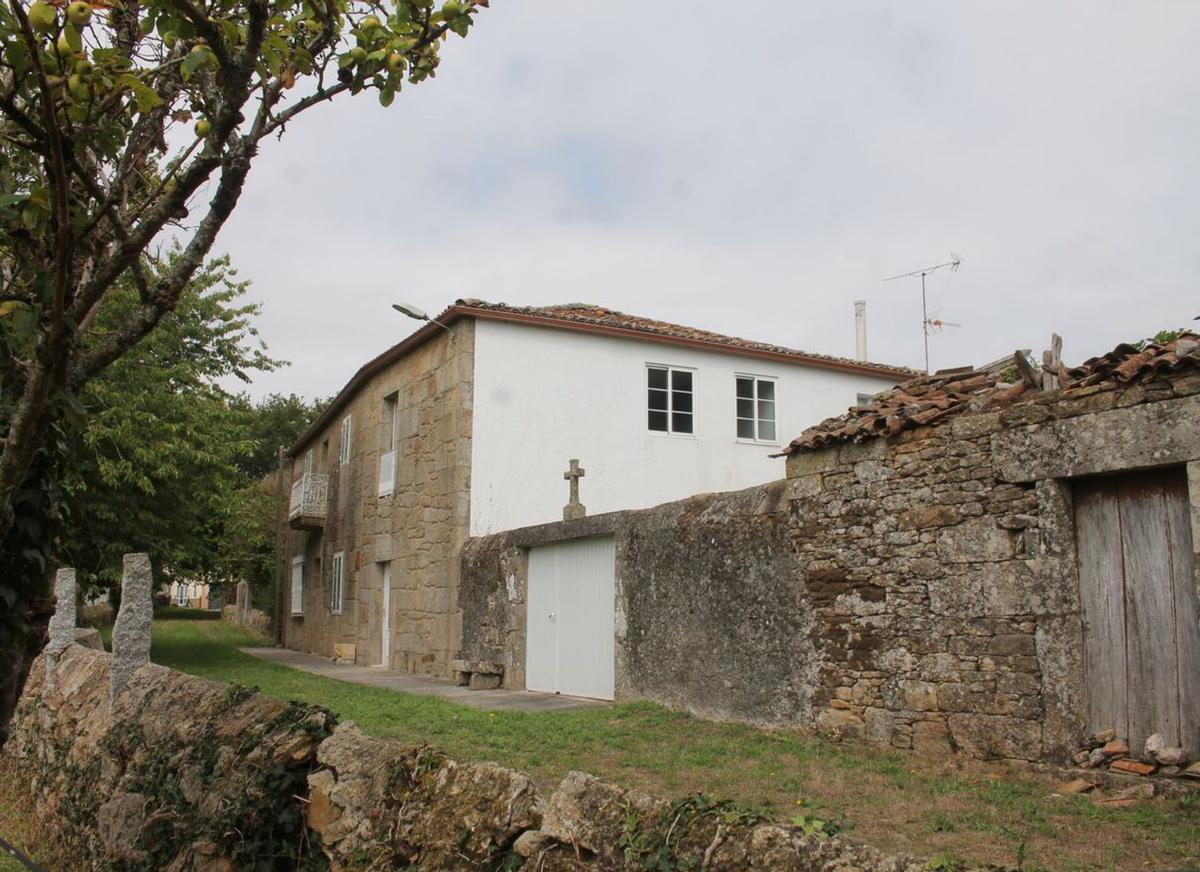 Casa natal de Antón Alonso Ríos, en Camporrapado. |   //  D.G.A.