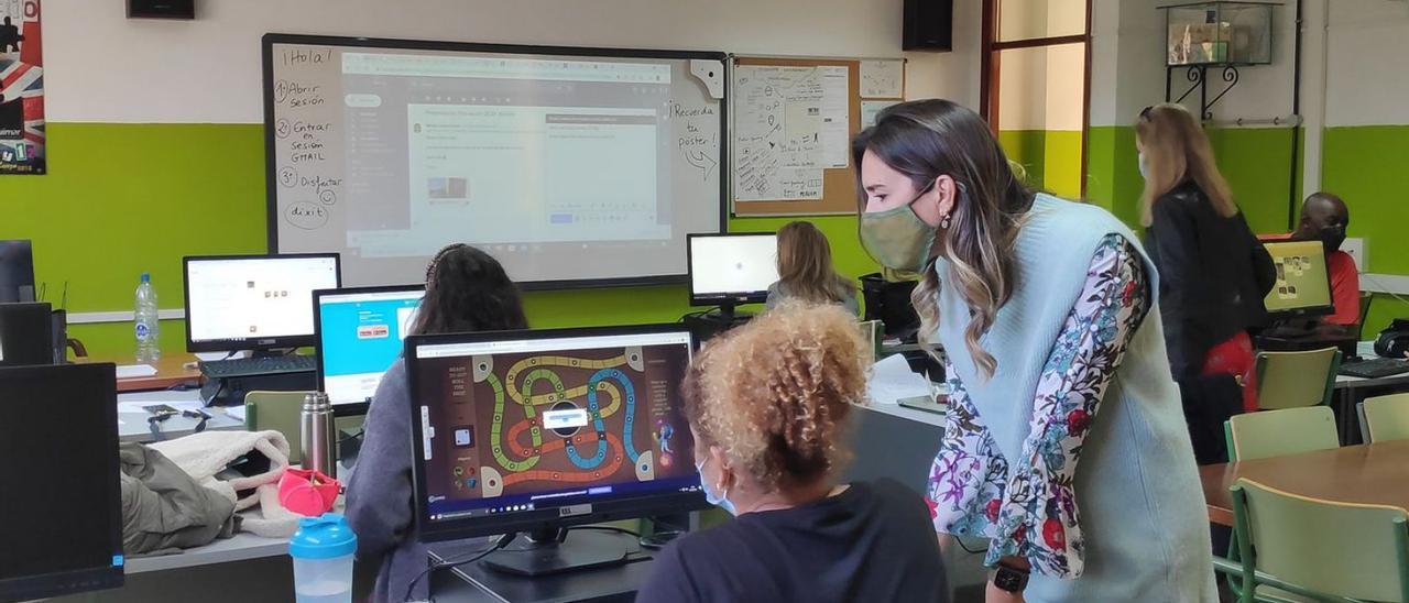 Una de las clases de la Escuela Oficial de Idiomas de Güímar.