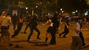 França aplica tocs de queda per reduir la violència juvenil després d’endurir la llei