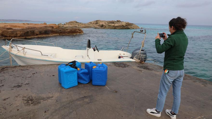 Formentera, desbordada por la llegada de menores en patera