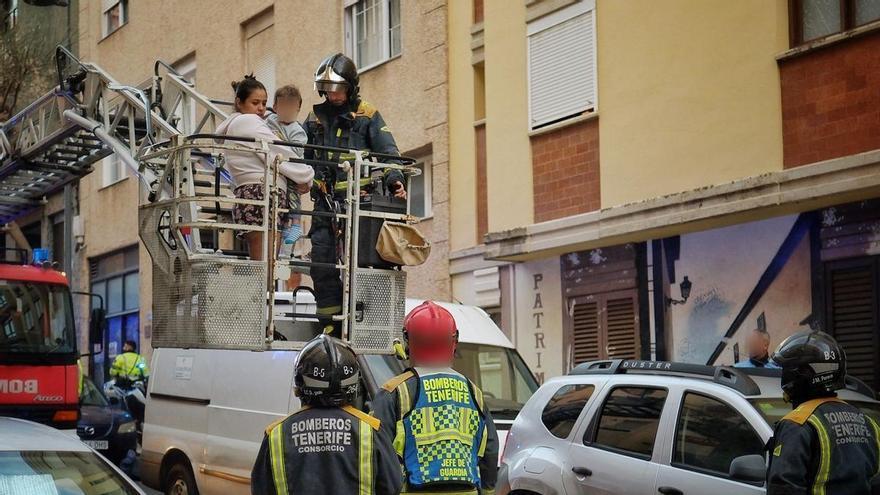 Incendio en una vivienda en La Laguna