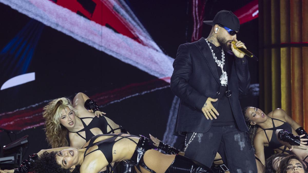 Maluma durante su concierto el pasado viernes en el Parque de Santa Catalina.