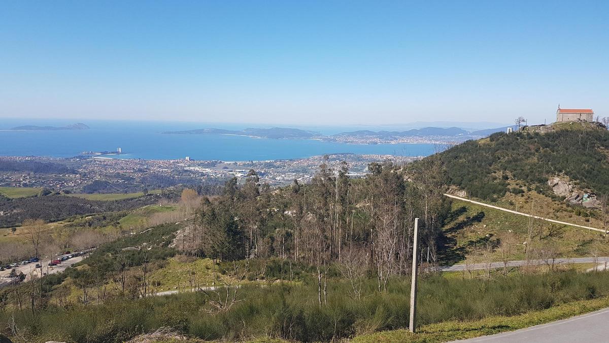 Un paseo por los montes Alba y Cepudo, dos de los mejores miradores de Vigo. / Alberto Blanco