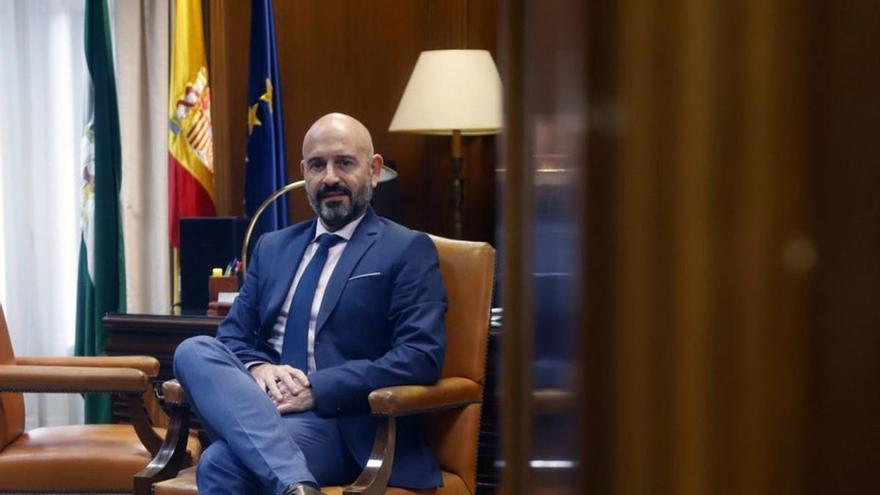 Apoyo de Javier Salas, subdelegado del Gobierno en Málaga.