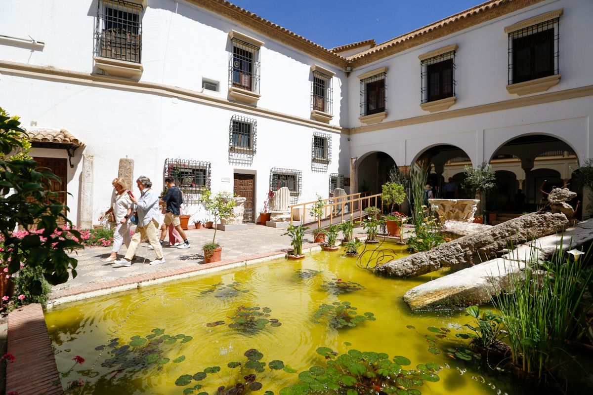 Patio Plaza de Jerónimo Páez