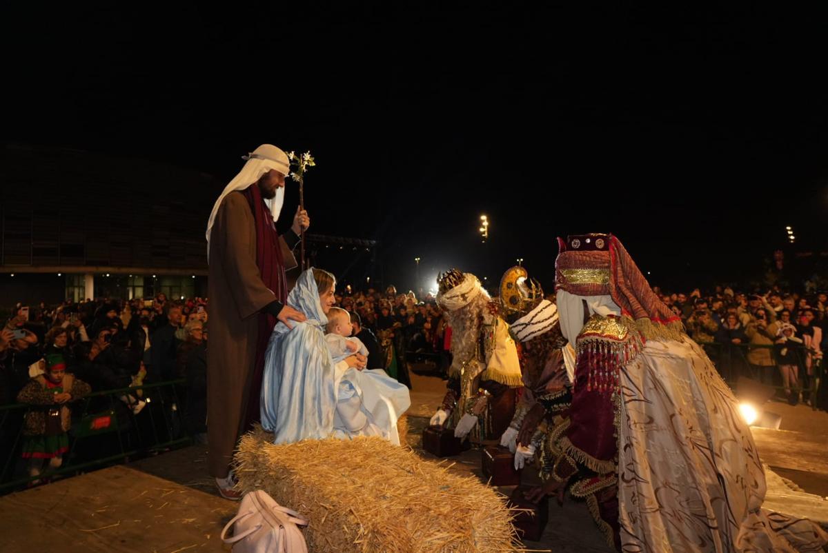 Las mejores imágenes de la llegada de los Reyes Magos a Castellón - El ...