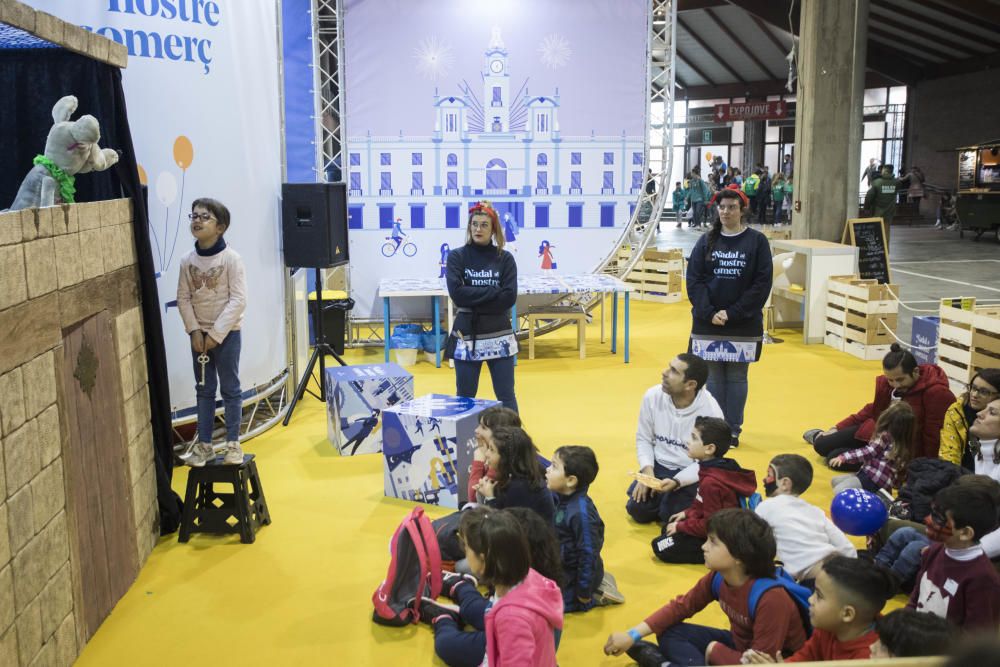 Cientos de niños y niñas disfrutan de Expojove 2019