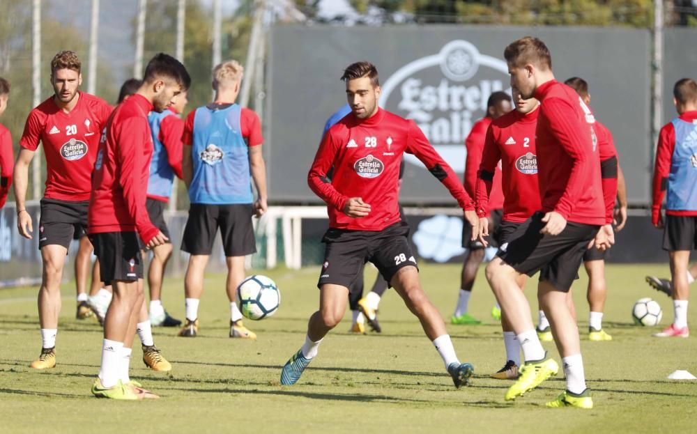 Los jugadores celestes ultiman los preparativos para su visita al Espanyol.