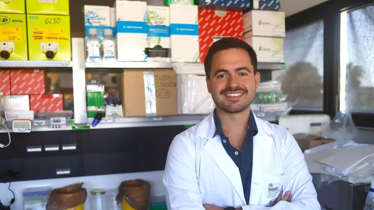 Juan Luis López, investigador que ha recibido una ayuda en Córdoba de la AECC: "Queremos mejorar la atención y el pronóstico de las personas con cáncer de hígado"
