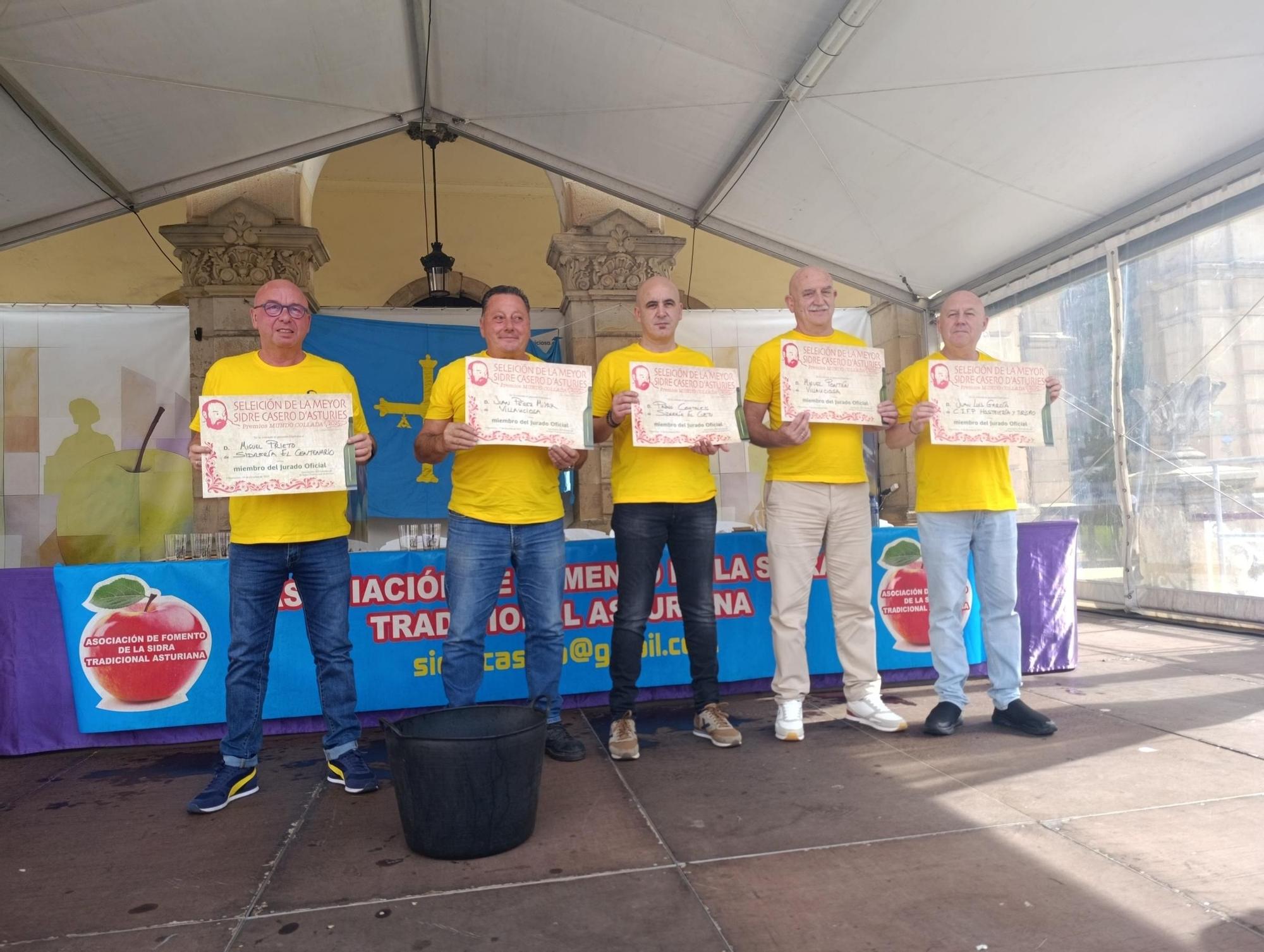 Héctor García, de Llanes,  gana la "champions" de la sidra casera en Villaviciosa