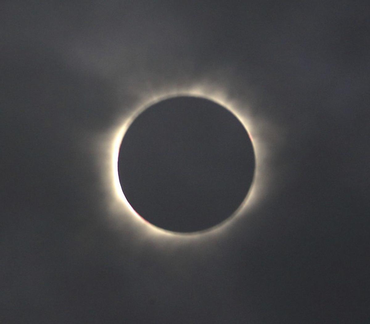 Cobertura inclusiva de l’eclipsi