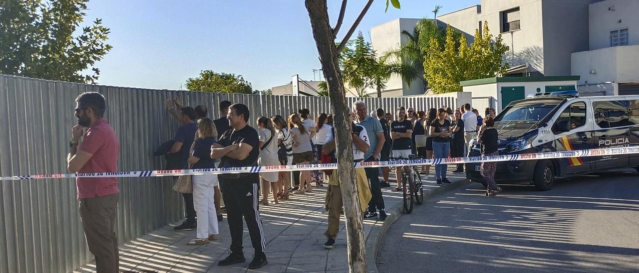 El estudiante fue detenido en el instituto de Jerez cuando aún portaba dos cuchillos
