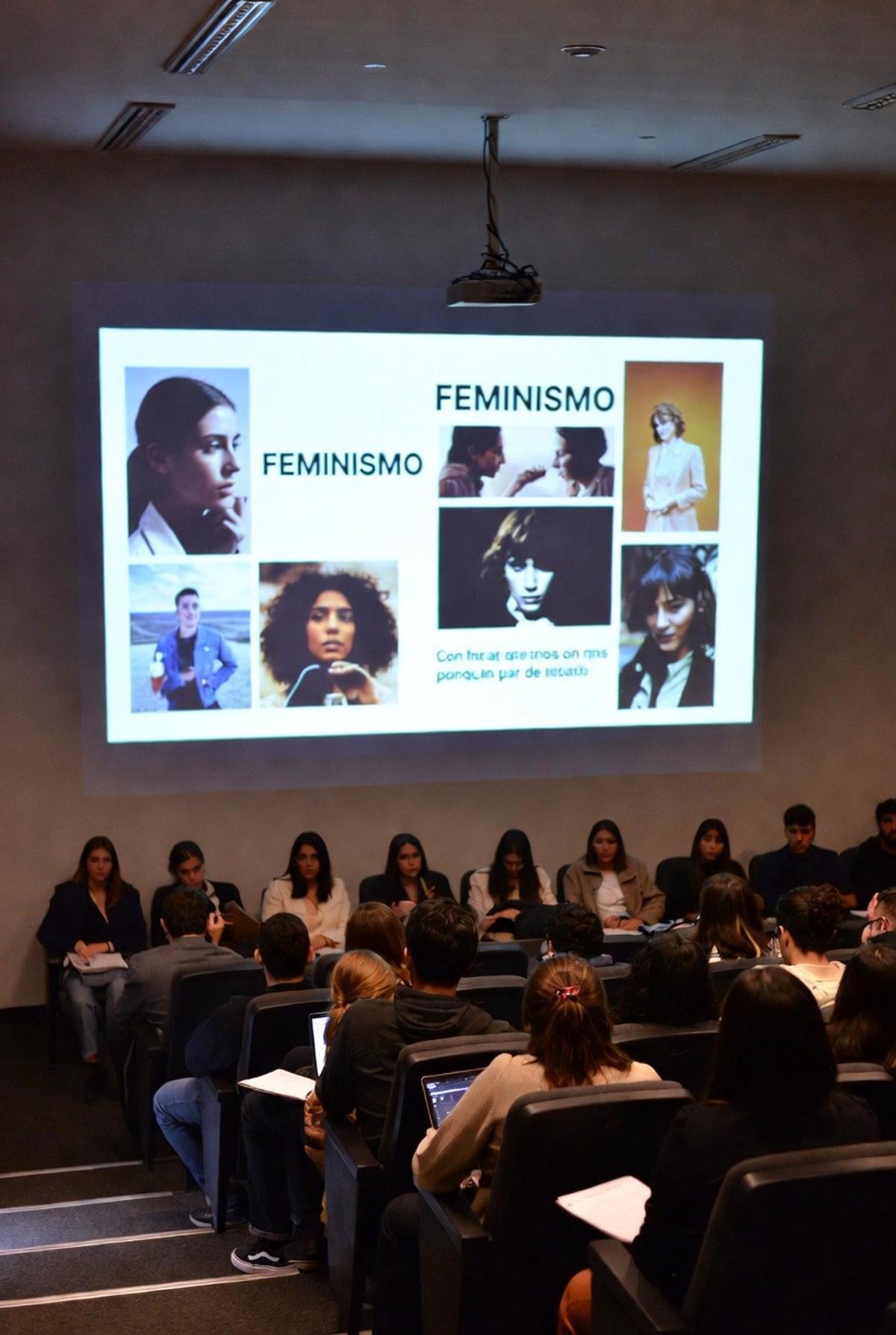 La actividad busca visibilizar los avances y retos pendientes en materia de igualdad entre mujeres y hombres tanto en el ámbito académico como en el conjunto de la sociedad